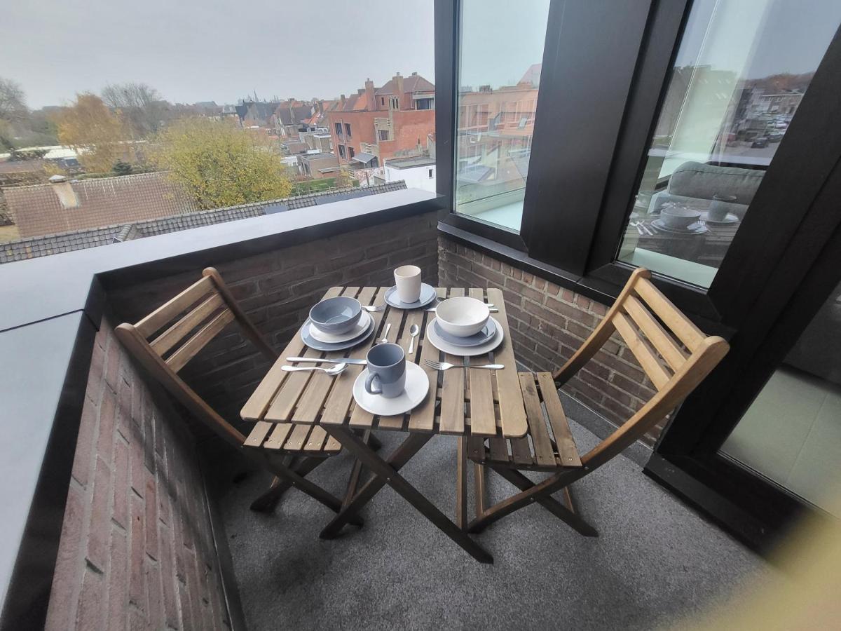 Gezellig Appartement In Brugge, Nabij Damme. Exterior foto